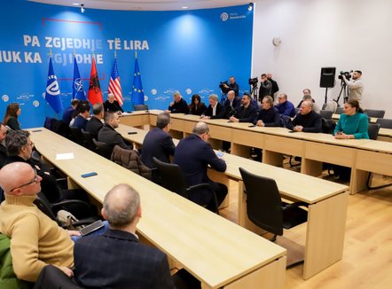 “Rama ka kapur çdo pushtet”, Berisha: Gjykatës Kushtetuese ia ka imponuar vendimin për Ballukun