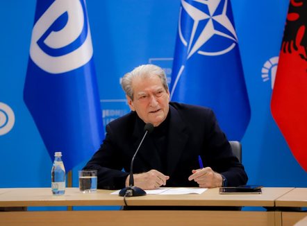 “Kryesia do të caktojë datën e protestës!” Berisha: Rruga e vetme për largimin e qeverisë. 7 rezolutat që e damkosin Ramën