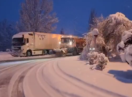 Dëbora përfshin juglindjen, probleme në qarkullim në zonat malore