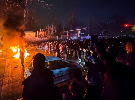 Komente të mediave perëndimore mbi situatën dramatike në Iran