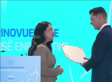 Balluku i jep certifikatën kompanisë amerikane CWP, për ndërtimin e parkut 600MW në Tropojë