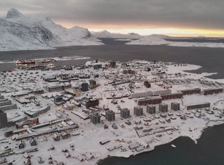 “SHBA është egoiste”, Kina ashpërson tonet kundër planit të Trump për Groenlandën