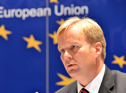 I dërguari i posaçëm i BE për dialogun do të vizitojë Kosovën dhe Serbinë këtë javë