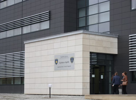 Apeli në Kosovë ul dënimin për shitësin e armës me të cilën dyshohet se u vra Liridona Ademaj