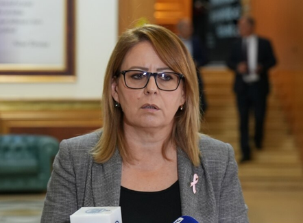 Kosovë, Bajrami ofron dorëheqjen dhe kërkon largimin e Abdixhikut nga kreu i LDK-së