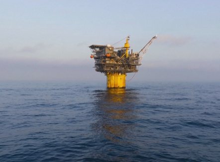 Venezuela, gjiganti i fjetur i naftës, kush do të përfitonte nga nafta venezueliane pas ndërhyrjes së SHBA?