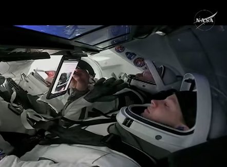 NASA ndërpret misionin, 4 astronautë kthehen urgjent në Tokë pas një problemi mjekësor
