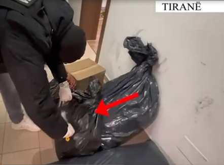 Me 60 kg kanabis në makinë, arrestohet 52-vjeçari në Tiranë