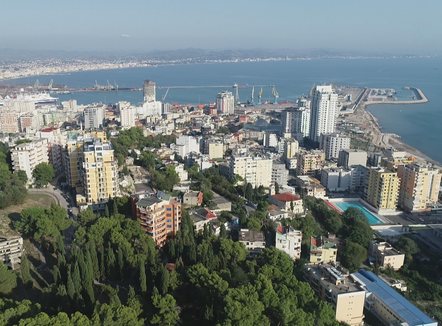 Hyrja e izraelitëve në Shqipëri, shitblerje pronash dhe industri ushtarake