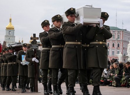 Studimi: Numri i ushtarëve të vrarë ose të plagosur në luftën Rusi-Ukrainë po arrin 2 milionë