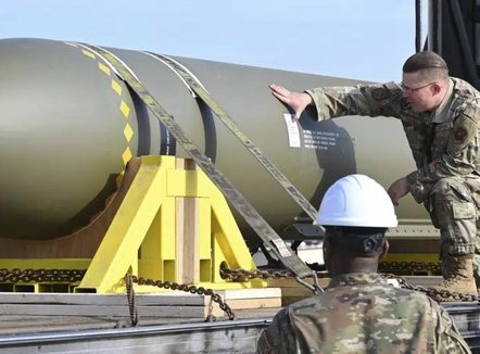 Irani është “praktikisht i pambrojtur” nëse SHBA-ja e sulmon