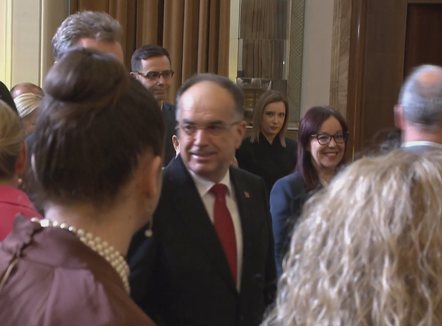 Begaj pret ambasadorët: Vendi i angazhuar në integrimin në BE, mbështesim drejtësinë