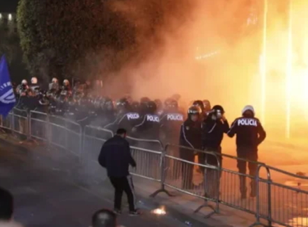 Korreshi në Puls: Protesta tregoi mllefin qytetar, reagimi i policisë ishte i tepruar