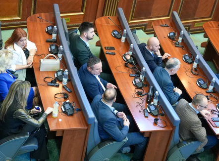 Bllokada e Kuvendit në Kosovë mund të kthehet sërish