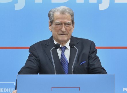 “Protestojmë me 10 shkurt në orën 5”, Berisha: Raportuesi i PE dhe Gonzato t’i kërkojnë PS imunitetin e Ballukut