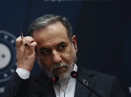 “Duam marrëveshje, por jo diktat”, thirrja e Iranit për SHBA: Trump të ndalojë kërcënimet