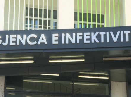 Gripi rrit shtrimet në spitale, fluks i lartë urgjencash, bronkopneumonia shqetësim i mjekëve