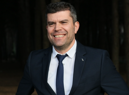 Ermal Hasimja: Kriteret kush përjashtohet për të qenë pjesë e opozitës së bashkuar