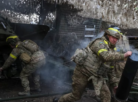 “Ukraina nuk po humb, Rusia nuk po fiton”: Situata në frontin e luftës