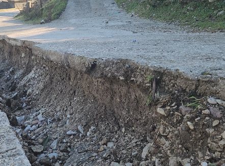 Banorët e tre lagjeve në Gjirokastër të izoluar nga shirat e fillimit të janarit