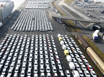 Makinat gjermane bëhen më të lira në Indi