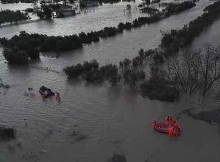 Bashkë me tërmetet, Qeveria mund të bëjë me detyrim edhe sigurimin nga përmbytjet