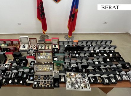 Shiteshin pa kupon tatimor, sekuestrohen 191 ora dore të kontrabanduara në Berat