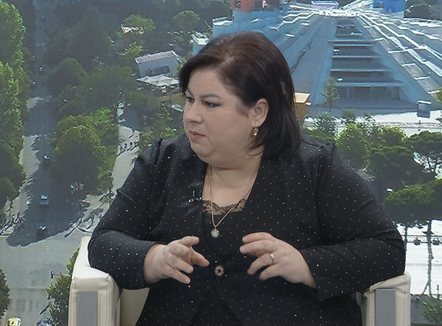 “Humba babanë, e kisha shok të ngushtë”, dhimbja e historianes Elena Kocaqi dhe pengu që i mbeti