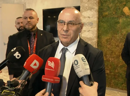 Agim Ademi rizgjidhet president i FFK-së