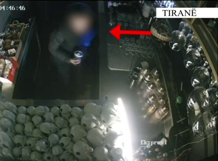 Arrestohet 14-vjeçari në Tiranë, dyshohet se kreu 150 vjedhje