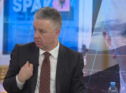 Protesta e opozitës, deputeti demokrat: Kemi 3 vite që kërkojmë qeveri teknike