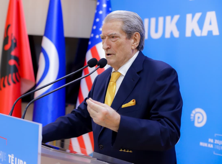  “Kartelet shqiptare paraqesin rrezik”, Berisha: Peleshi censuroi mesazhin e DASH!