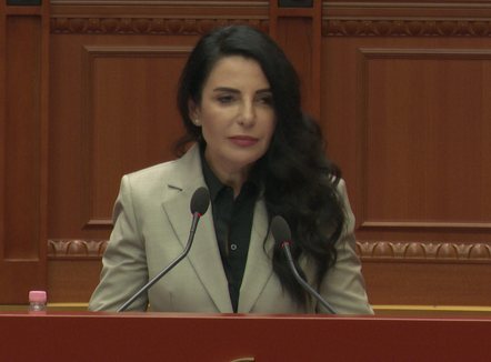 Belinda Balluku, karriera politike nga viti 2004 deri më sot përballë drejtësisë