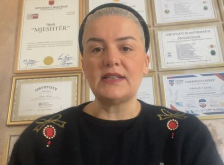 “Ndaloni mjaltin në temperature të lartë dhe moshë të vogël”, nutricionistja: Ja çfarë ndodh