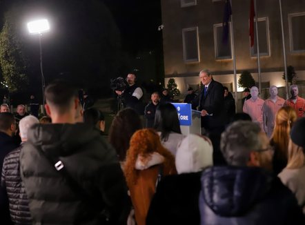 Berisha: Ftoj të gjithë shqiptarët të dalin nesër në shesh, zëri ynë do dëgjohet në Bruksel dhe mbarë botën