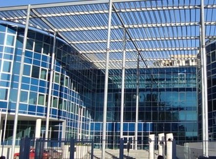 Grup i strukturuar kriminal dhe trafik droge, 20 vite burg për Gëzim Bakallin dhe Erjon Locin