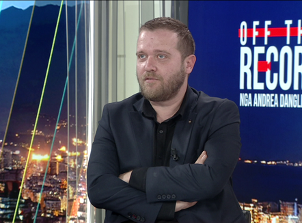 “Azem ti je gjallë”, deputeti i PS: Berisha deklarata skandaloze!