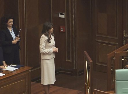 Kryeparlamentarja e re e Kuvendit, Haxhiu: Të jemi unik për çështjet e interesit kombëtar