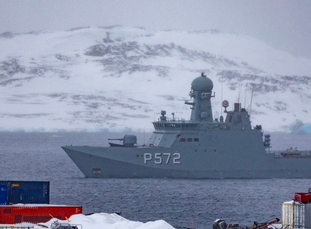 NATO nis misionin Roja e Arktikut