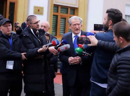 Nisma kundër pretencës së Hagës, Berisha: Po përdoret nga Rama për të mbrojtur mandatin e Ballukut