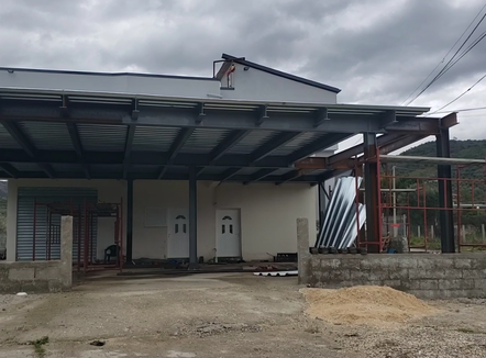 Po punonte për ndërtimin e çatisë së një banese, bie dhe gjen vdekjen 50-vjeçari në Berat