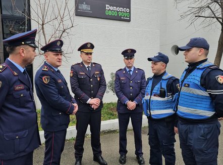 Arrestuan grabitësin e bankës, shpërblehen dy policët