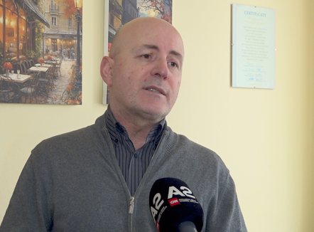 Gripi, jo më në kulmin e tij. Është ende në qarkullim dhe me forma të rënda, por ulen infektimet