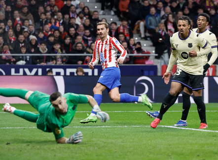 4 gola të pësuar në pjesën e parë, Barcelonës i ka ndodhur edhe herë të tjera