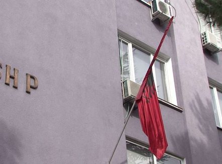 ISHP përgënjeshtron raportimet: Nuk ka shpërthim të fruthit në kopshtet e Tiranës