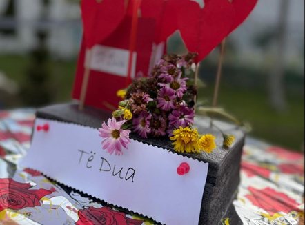 Dita e të dashuruarve, burgu i Beratit organizon festë simbolike me bashkëshortet e të paraburgosurve