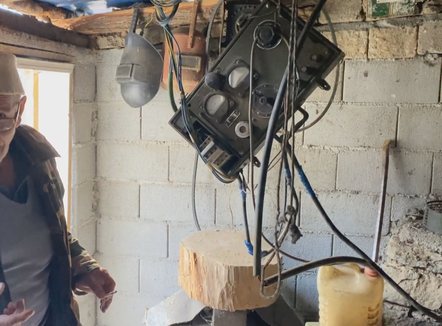 Minicentral elektrik, kovaçi nga Kukësi që nuk sfidoi vetëm komunizmin për energjinë