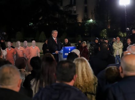 Berisha-Ramës: Thuaju mercenarëve të mos qëllojnë mbi protestuesit se do të qëllojnë vetëm mbi ty