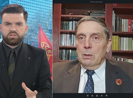 “Java e parë në qeveri do firmos njohjen e Kosovës”, flet opozitari serb që vendosi lule mbi varrin e familjes së Adem Jasharit