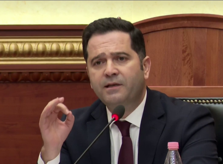 Petrit Malaj, deputetit Shehaj në Kuvend: Je hajdut të dhënash dhe shpifës patologjik